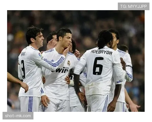 卡卡皇马辉煌岁月重现：那些值得铭记的经典瞬间