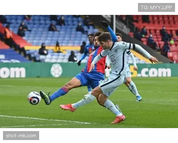 利兹联新星闪耀赛场,关键进球助球队逆转取胜 利兹联新星闪耀赛场,关键进球助球队逆转取胜