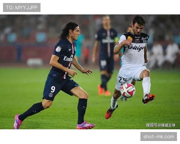 博阿边路进攻表现稳健,近期持续提升突破效率 博阿边路进攻表现稳健,近期持续提升突破效率